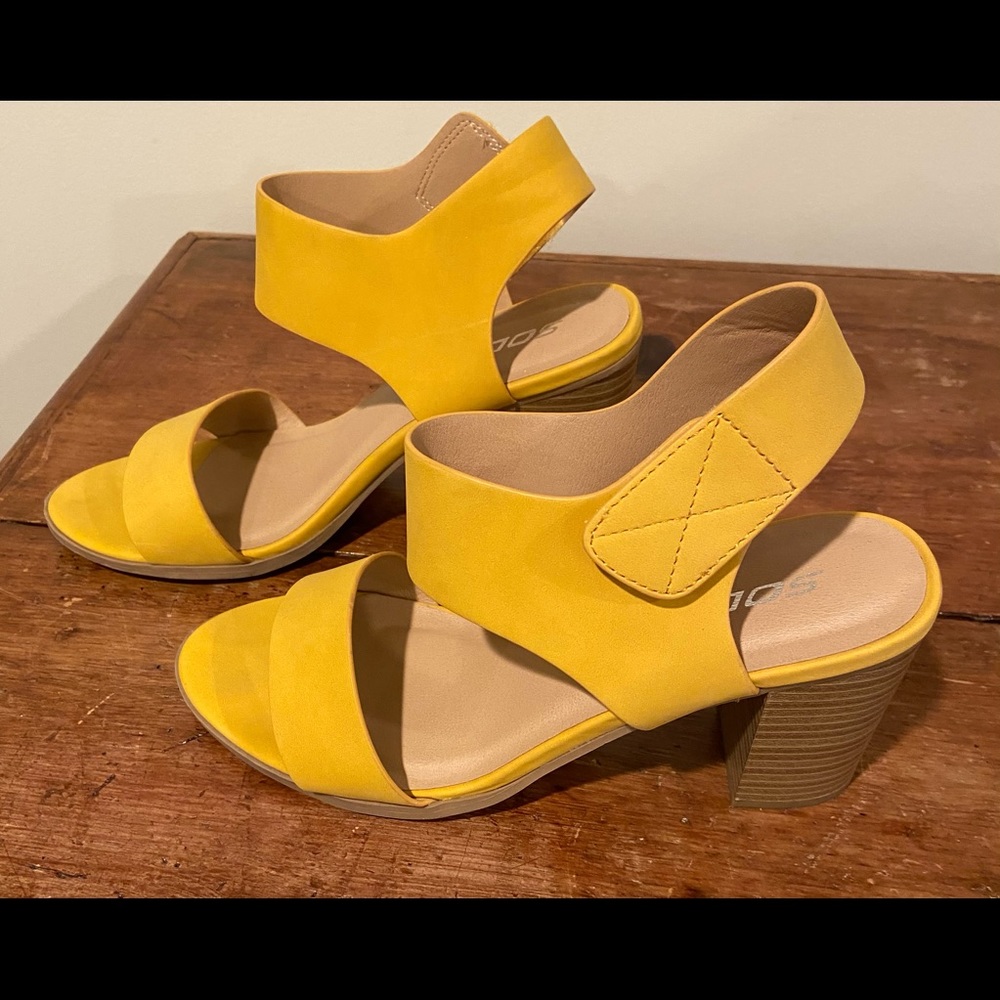 Summer sandals